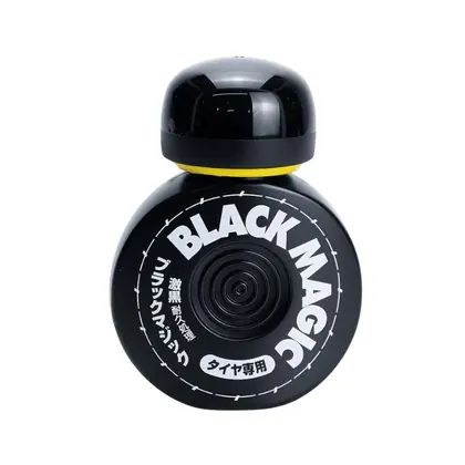 Black Magic Super Pretinho para Pneus Soft99 150ml